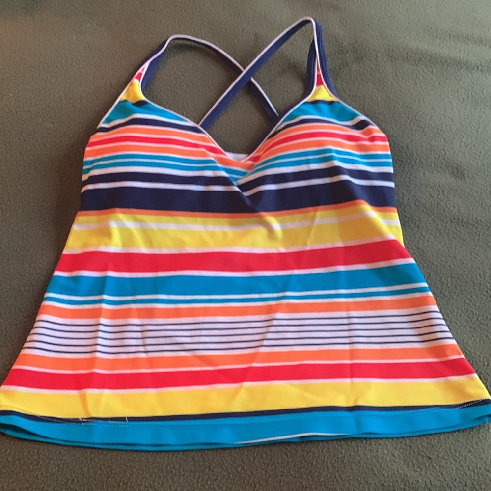 Jag 2 piece swimsuit. Size small. Never worn. - Picture 2 of 8